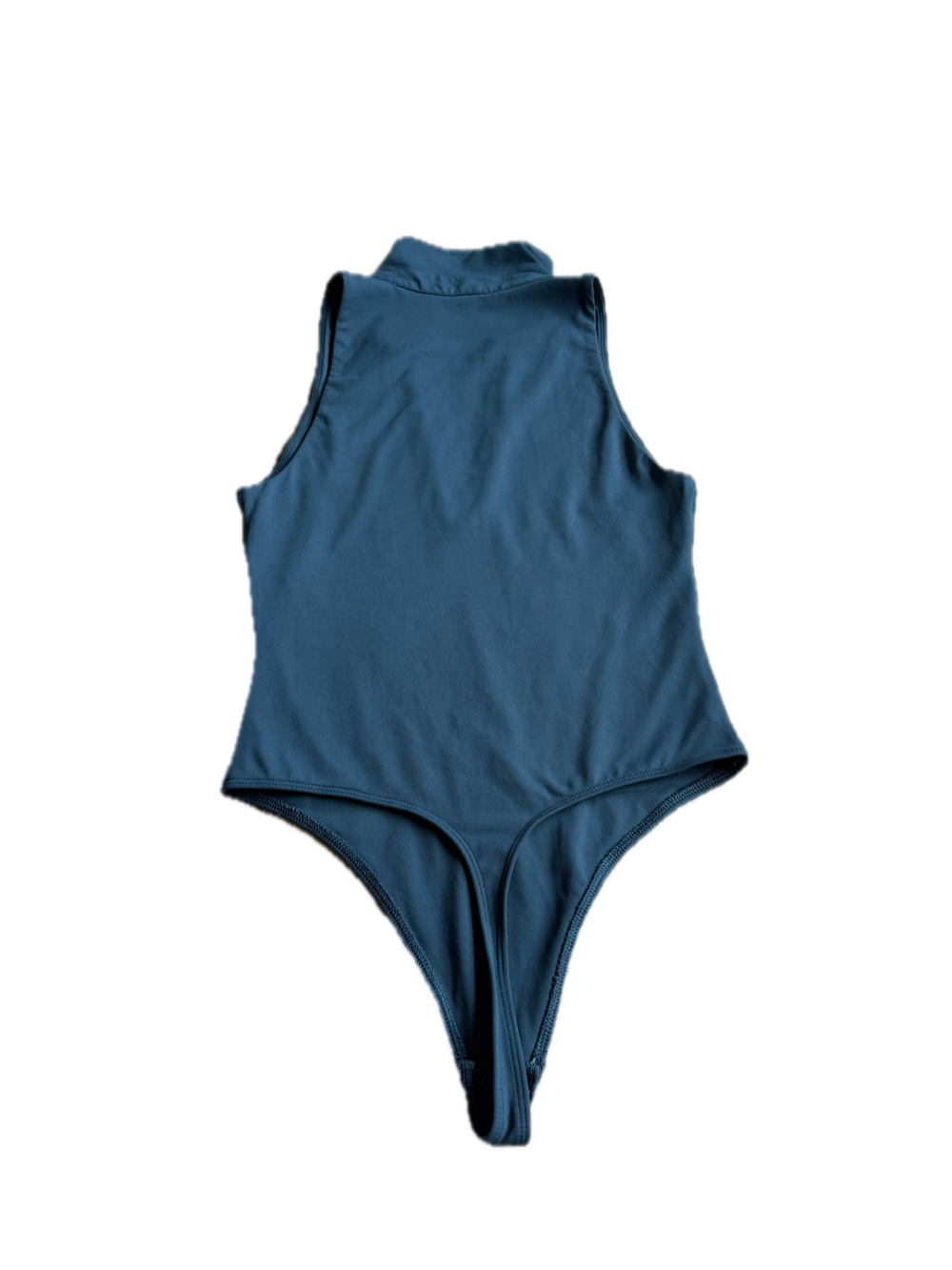Aritzia Sleeveless V-Neck Meryl Bodysuit in Herbage Green - Picture 5 of 9